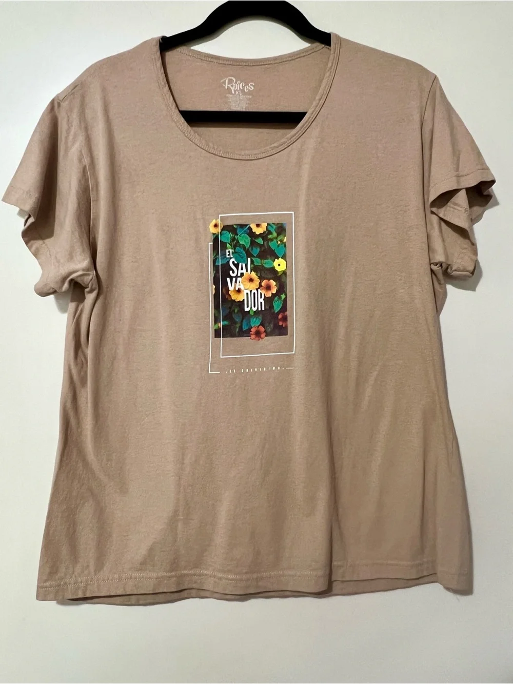 El Salvador Floral Graphic Tee - Women's Short Sleeve Top